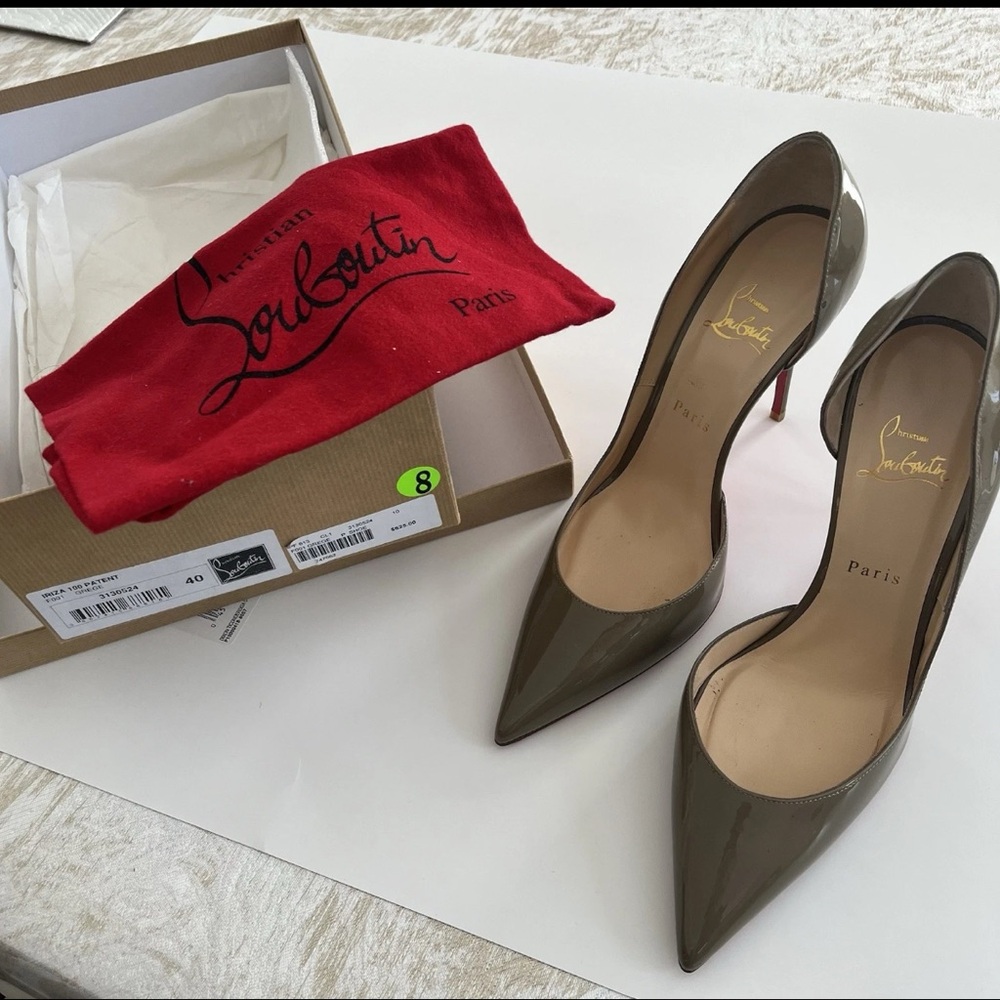 Christian Louboutin Green Heels Elegant Design